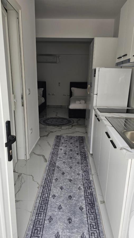 Ulliri Apartment Tirana Exterior photo